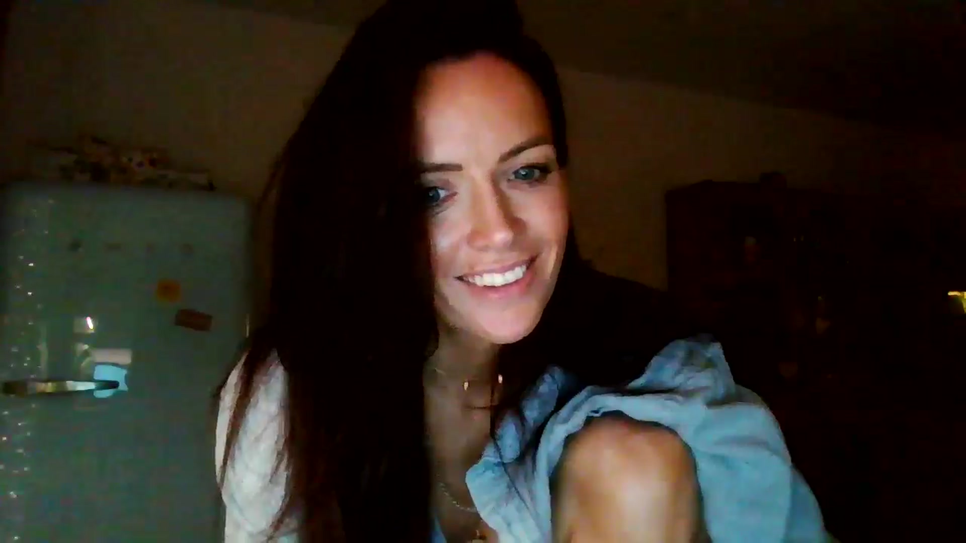 Gallery image thumbnail from British_chick's myfreecams stream on, 10/19/2024, 22:56 image 5 of 20