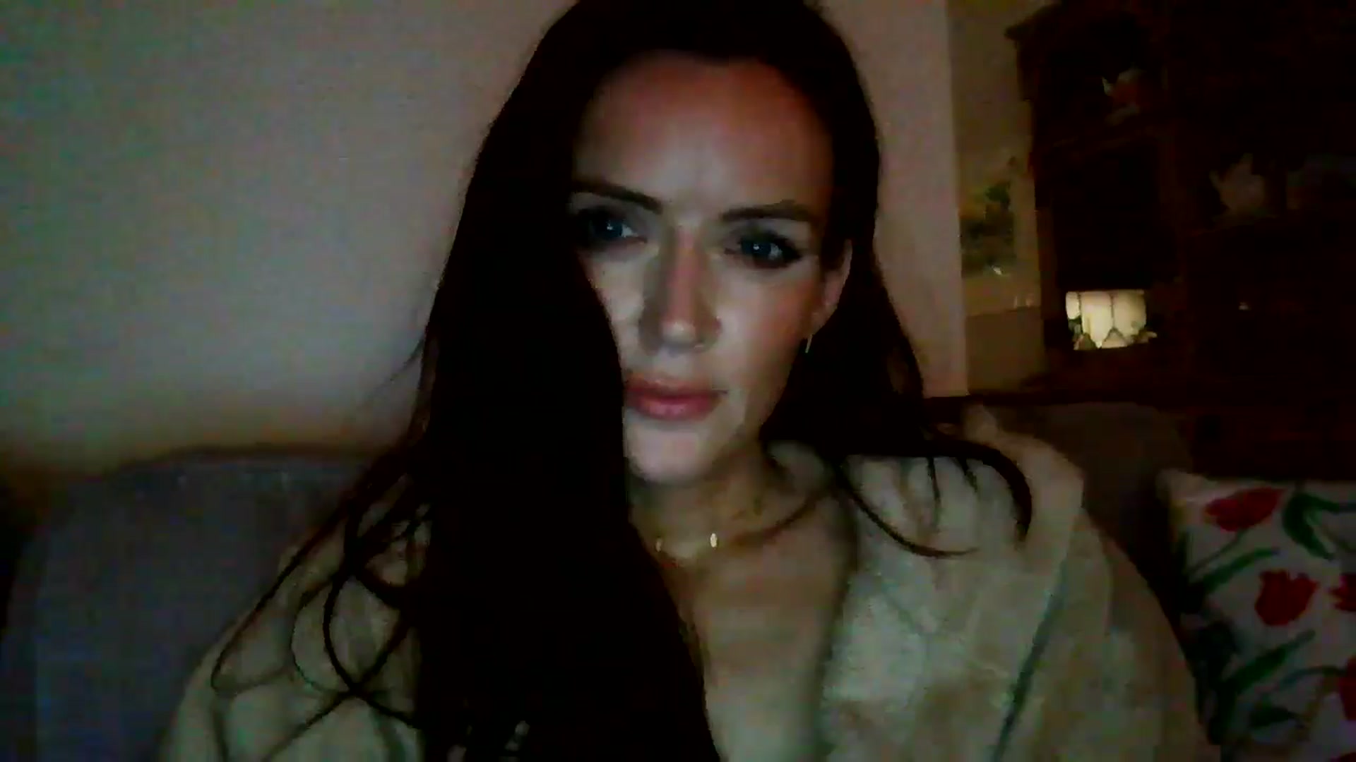 Gallery image thumbnail from British_chick's myfreecams stream on, 10/21/2024, 22:11 image 17 of 20
