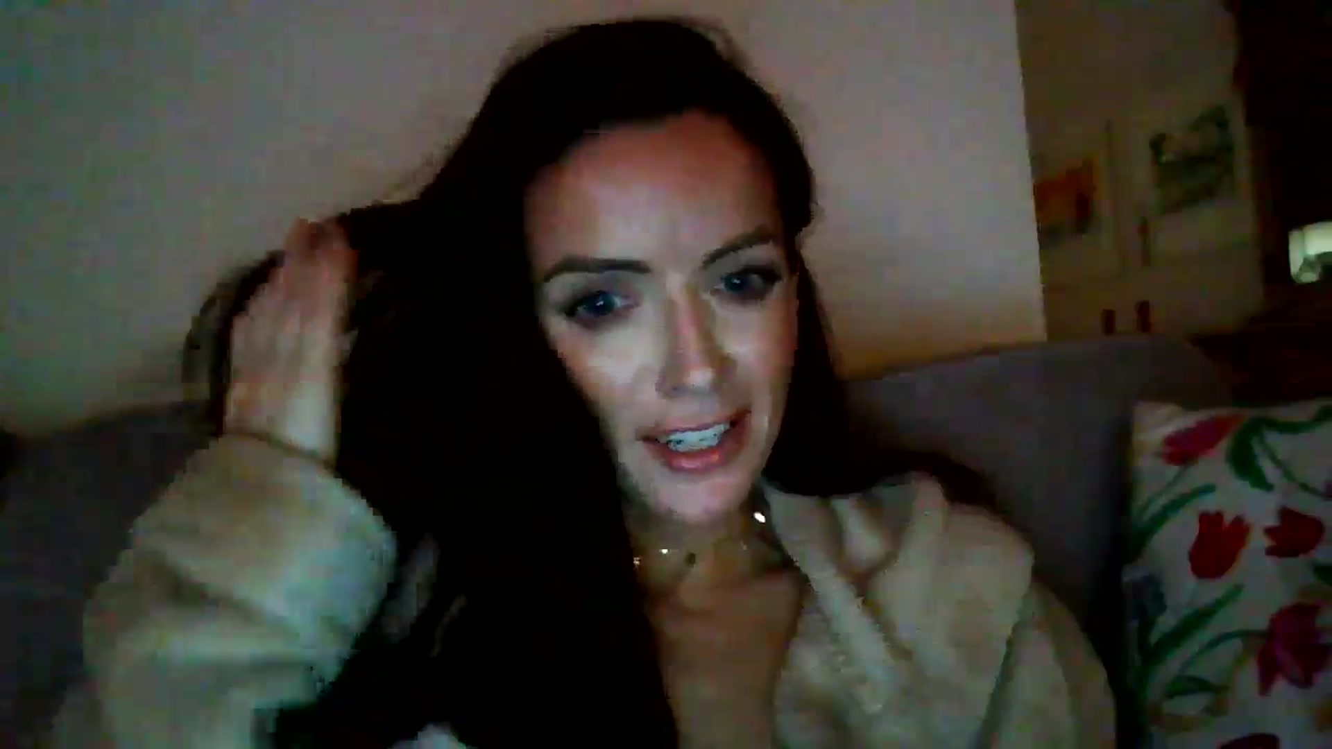Gallery image thumbnail from British_chick's myfreecams stream on, 10/21/2024, 22:11 image 10 of 20