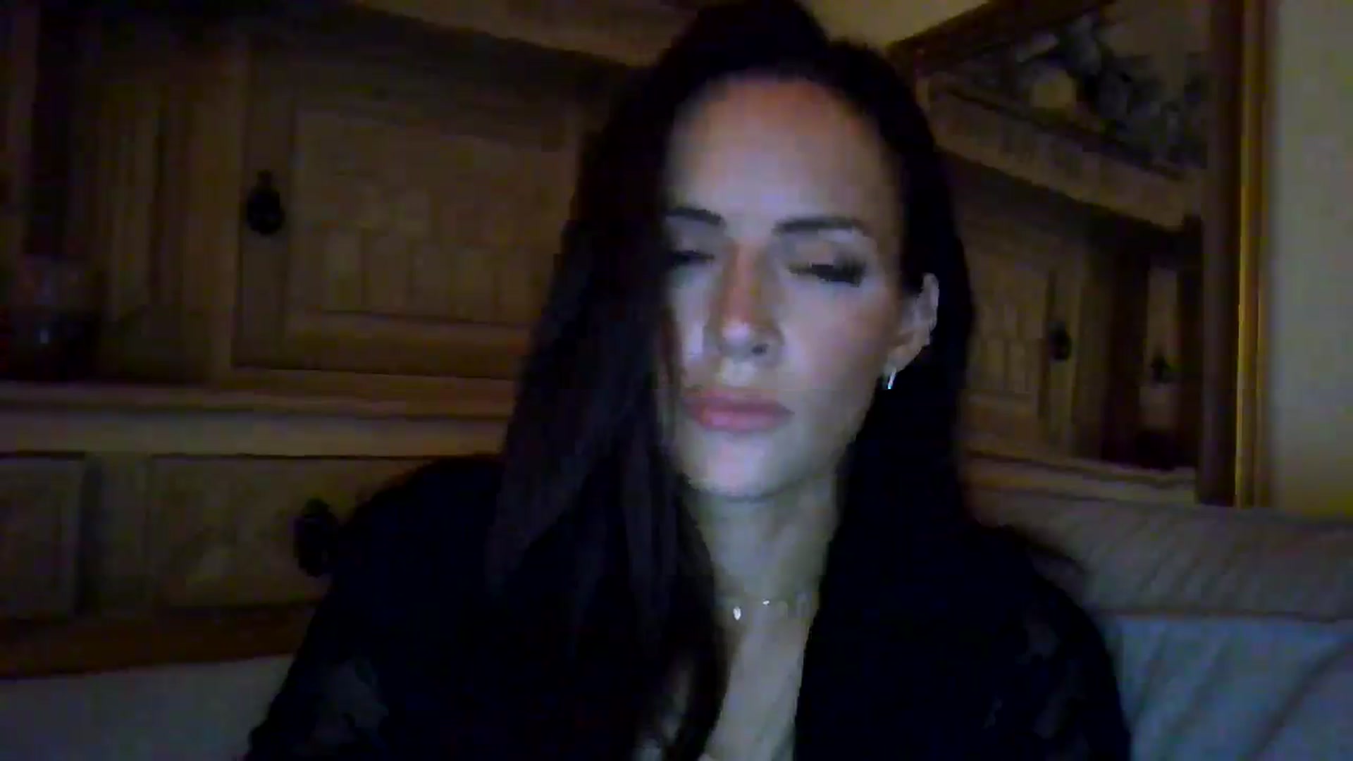 Gallery image thumbnail from British_chick's myfreecams stream on, 11/02/2024, 24:02 image 15 of 20