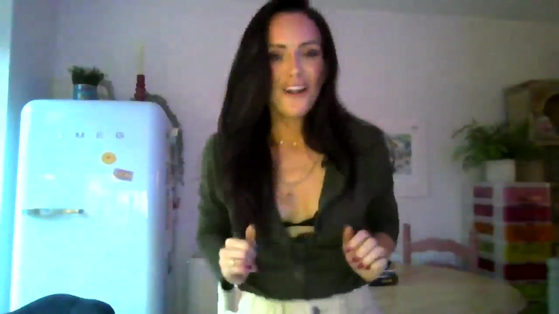 Gallery image thumbnail from British_chick's myfreecams stream on, 11/03/2024, 17:34 image 11 of 20