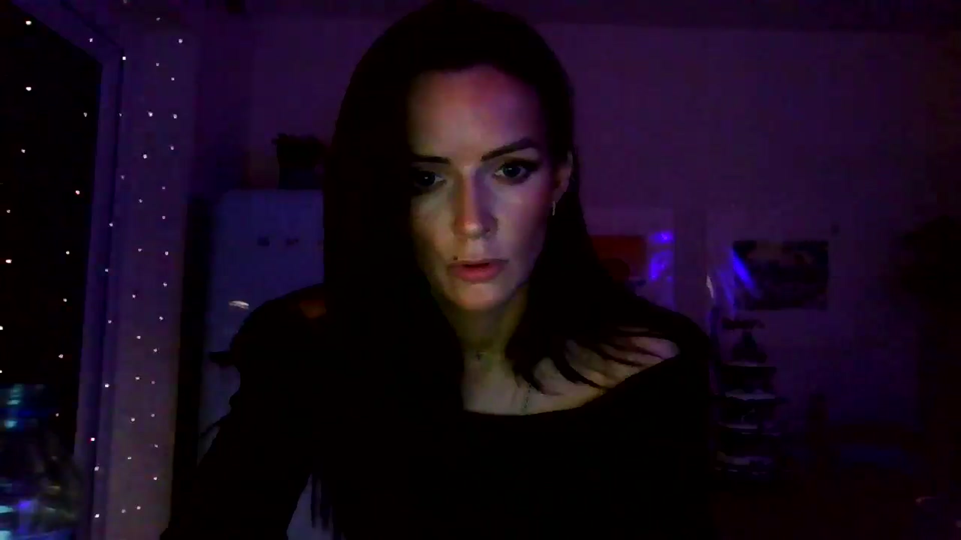 Gallery image thumbnail from British_chick's myfreecams stream on, 11/03/2024, 17:34 image 20 of 20