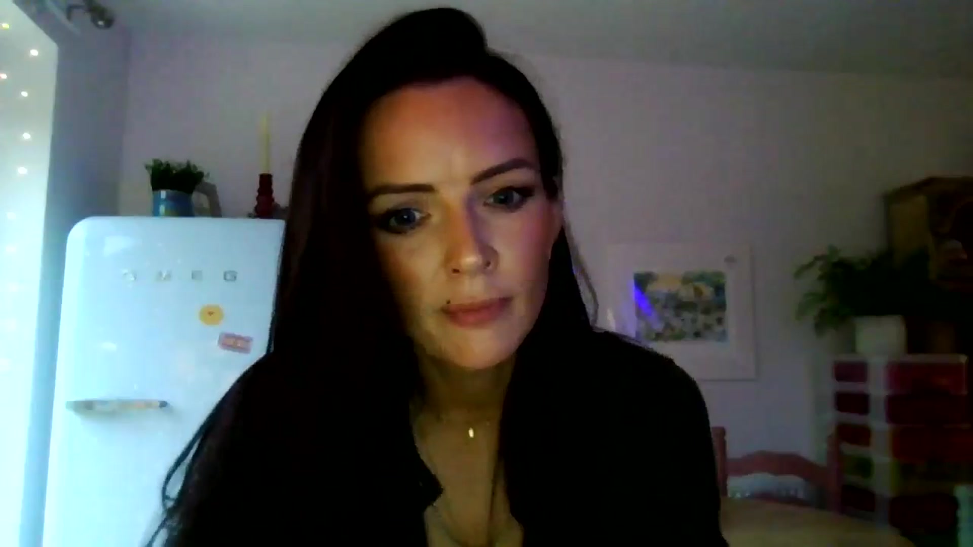Gallery image thumbnail from British_chick's myfreecams stream on, 11/03/2024, 17:34 image 9 of 20