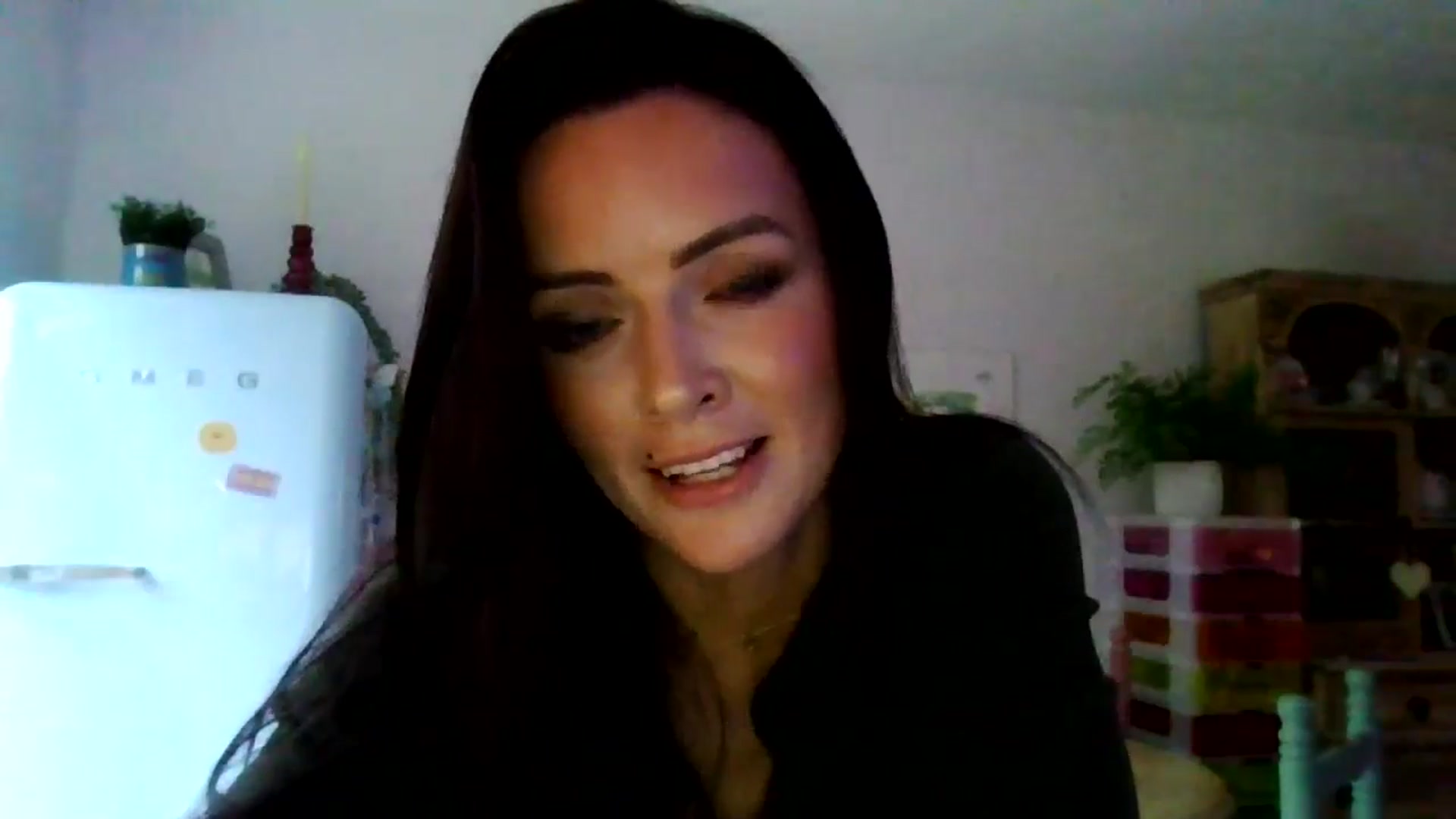 Gallery image thumbnail from British_chick's myfreecams stream on, 11/03/2024, 17:34 image 4 of 20