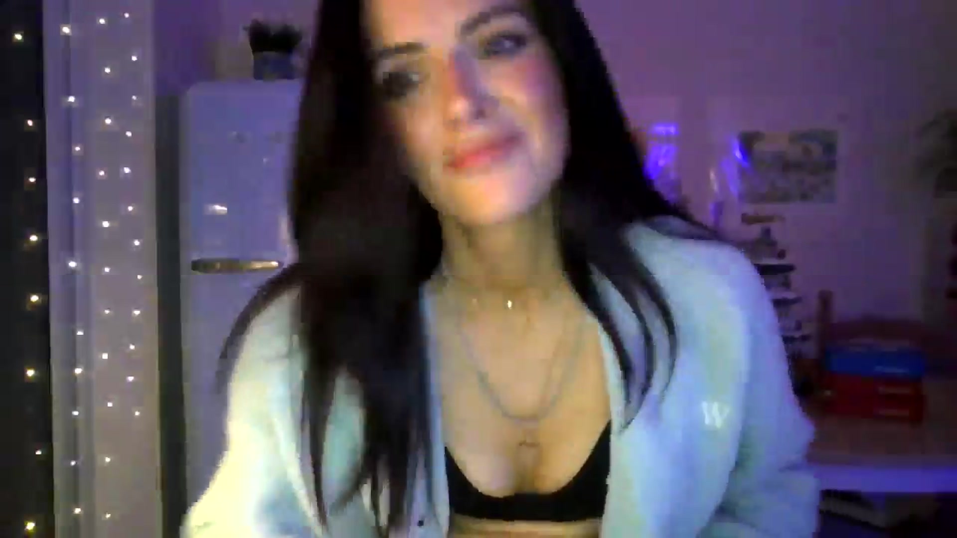 Gallery image thumbnail from British_chick's myfreecams stream on, 11/04/2024, 24:12 image 15 of 20