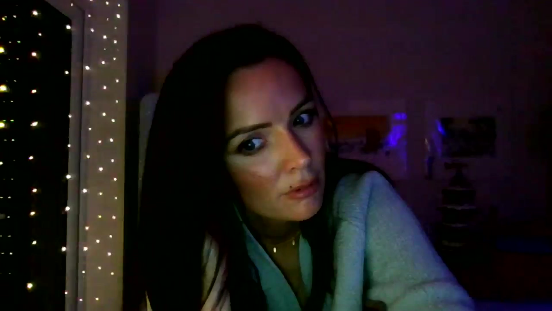 Gallery image thumbnail from British_chick's myfreecams stream on, 11/04/2024, 24:12 image 9 of 20