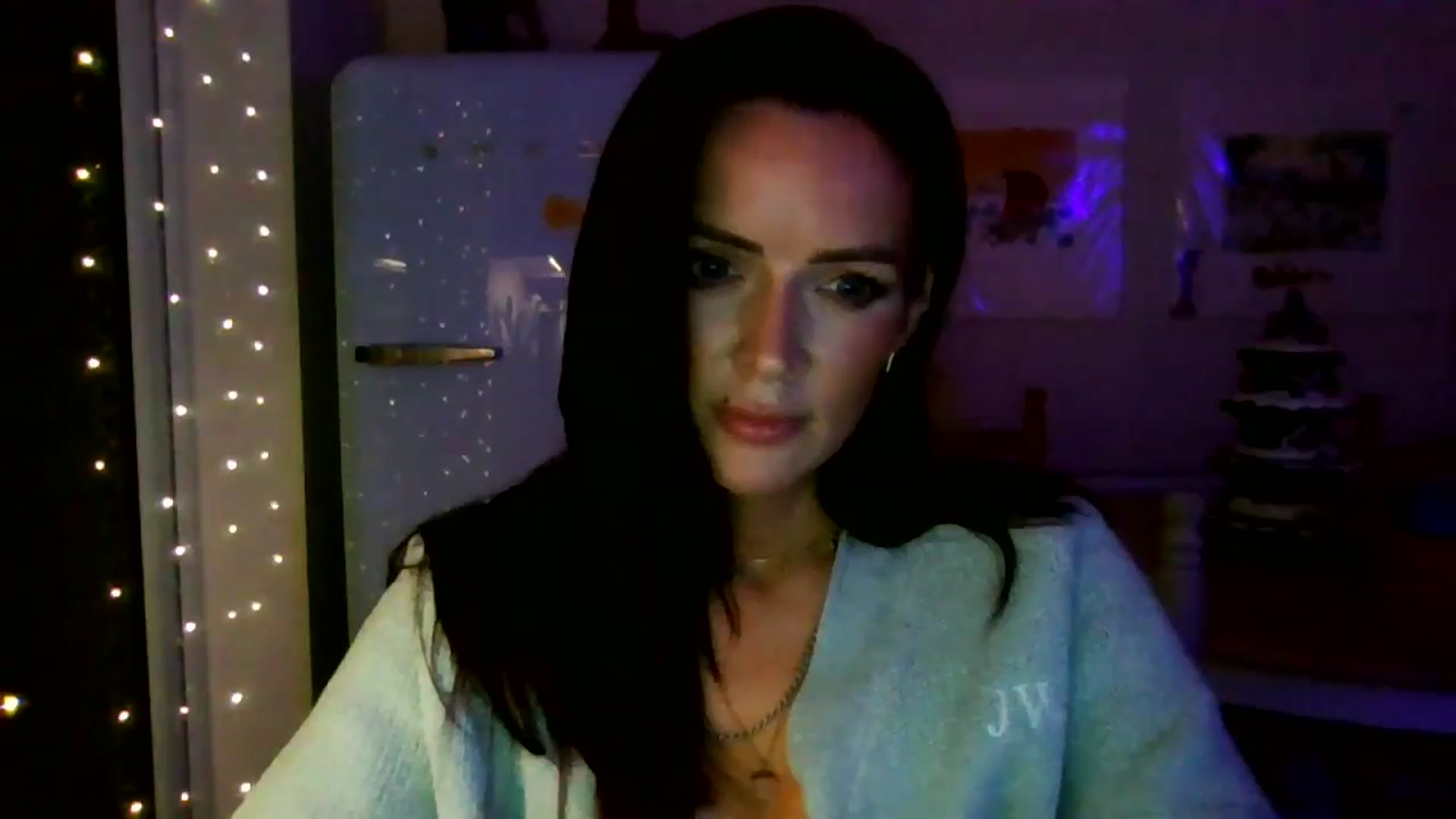 Gallery image thumbnail from British_chick's myfreecams stream on, 11/04/2024, 24:12 image 7 of 20