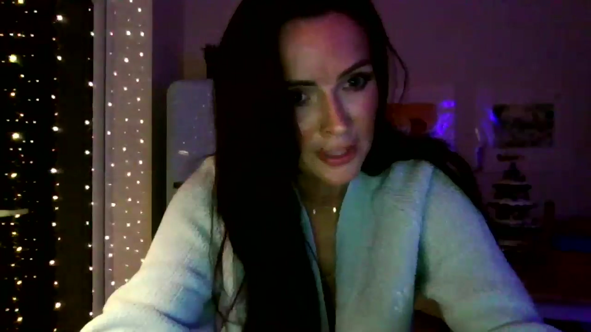 Gallery image thumbnail from British_chick's myfreecams stream on, 11/04/2024, 24:12 image 8 of 20