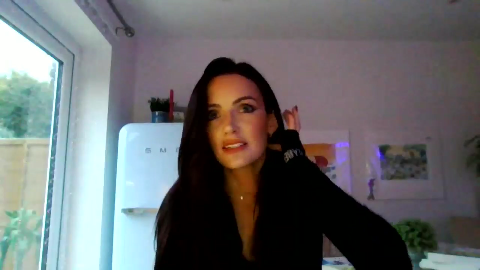 Gallery image thumbnail from British_chick's myfreecams stream on, 11/05/2024, 16:47 image 12 of 20