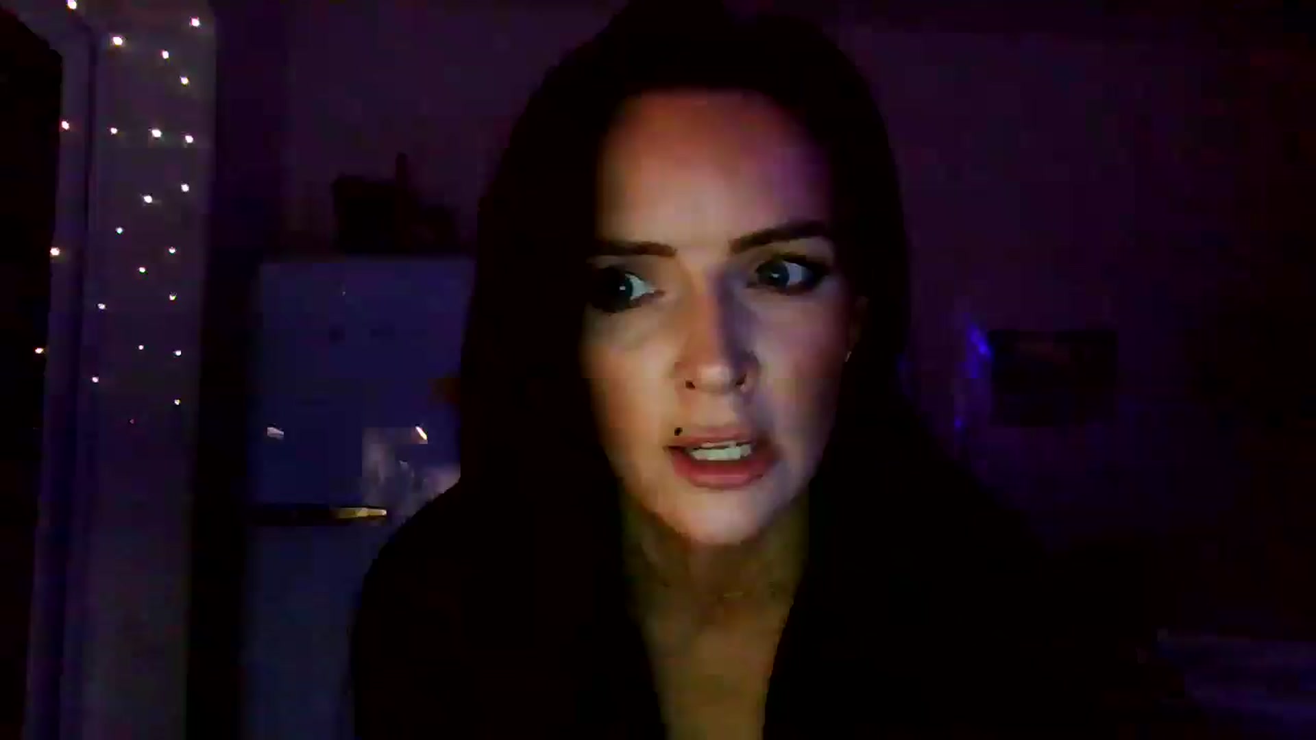 Gallery image thumbnail from British_chick's myfreecams stream on, 11/05/2024, 19:17 image 6 of 20