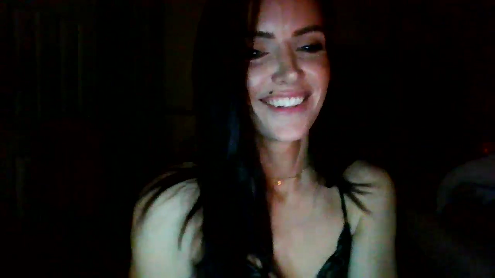 Gallery image thumbnail from British_chick's myfreecams stream on, 11/05/2024, 19:17 image 17 of 20