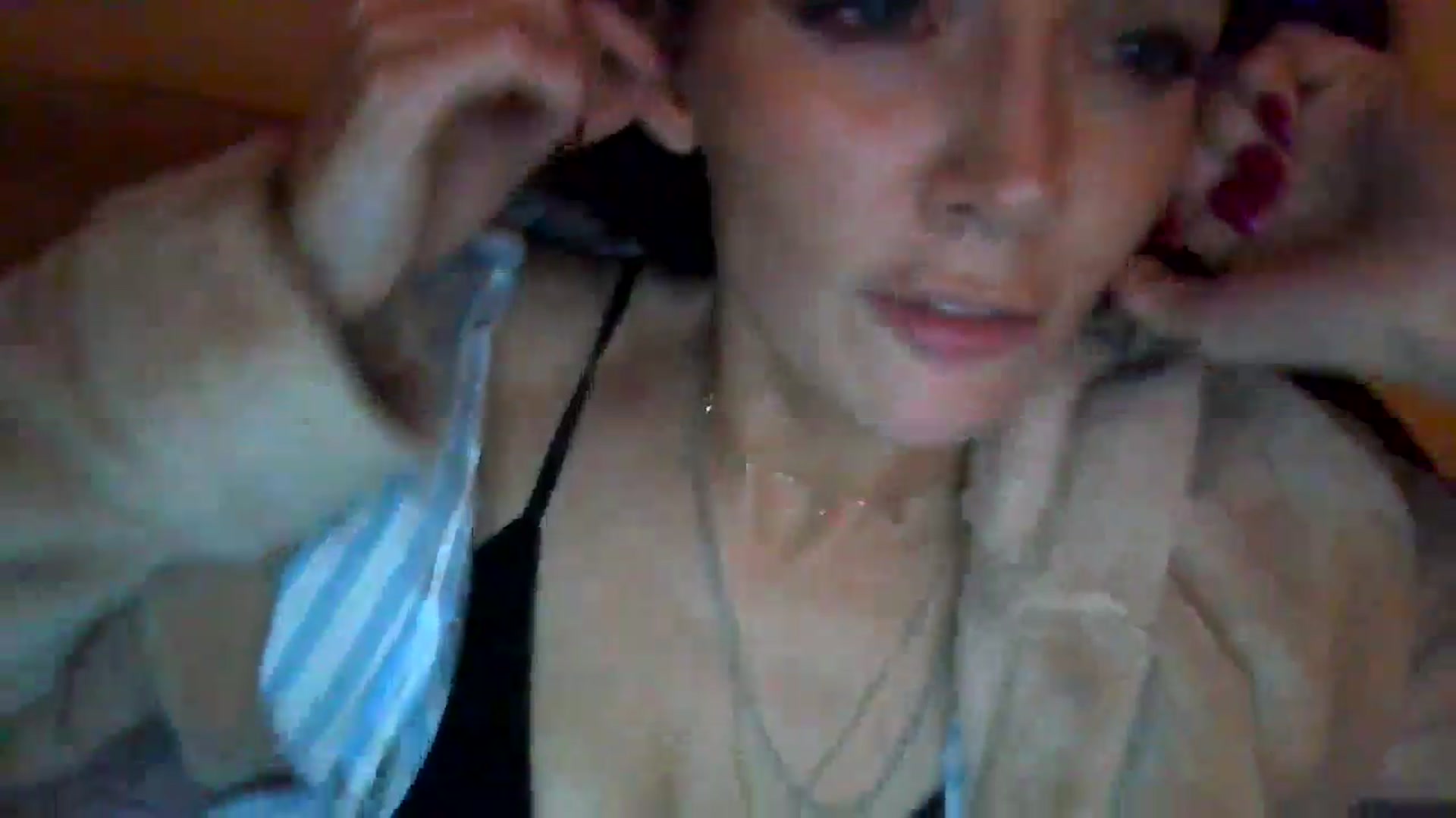 Gallery image thumbnail from British_chick's myfreecams stream on, 11/06/2024, 23:44 image 12 of 20