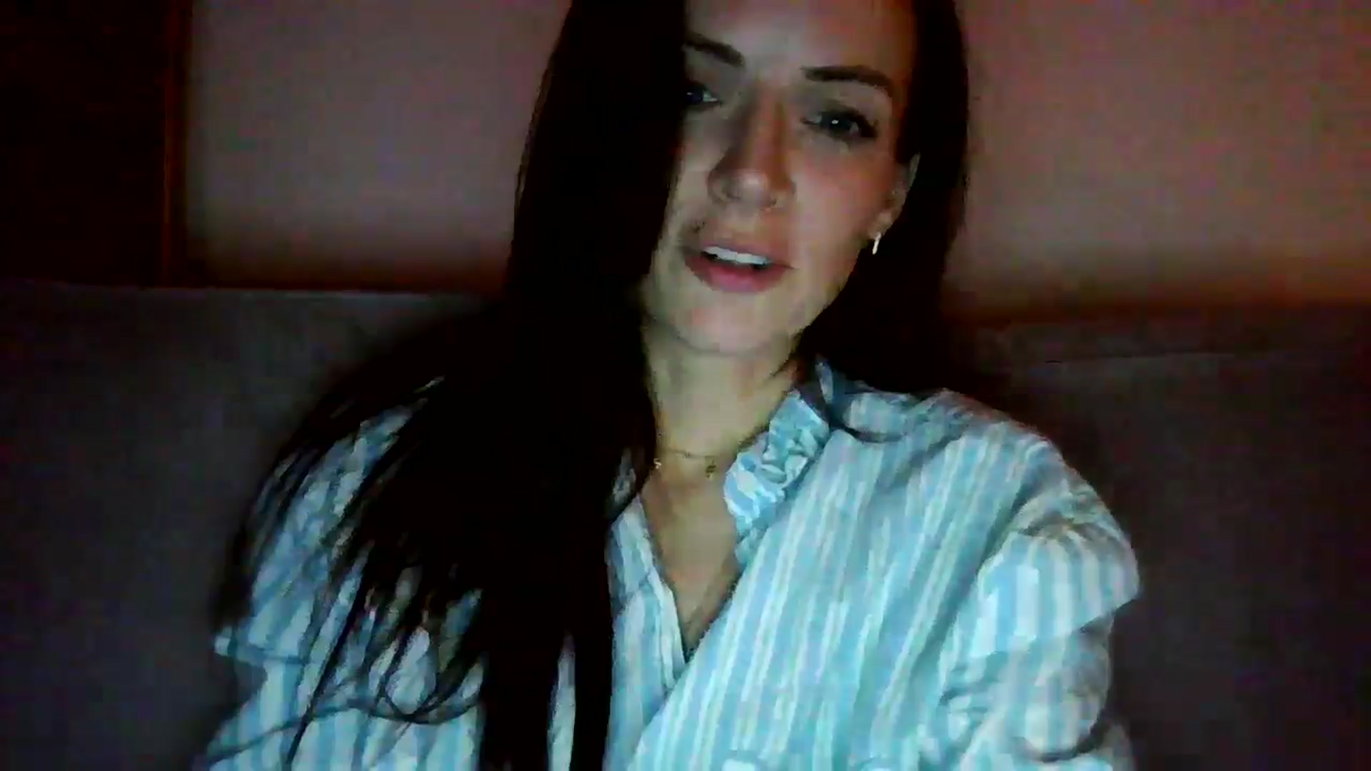 Gallery image thumbnail from British_chick's myfreecams stream on, 11/19/2024, 24:01 image 18 of 20