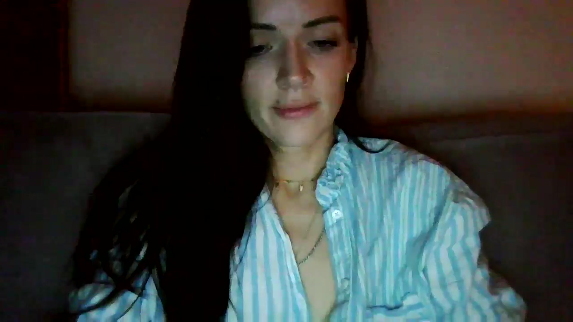 Gallery image thumbnail from British_chick's myfreecams stream on, 11/19/2024, 24:01 image 17 of 20