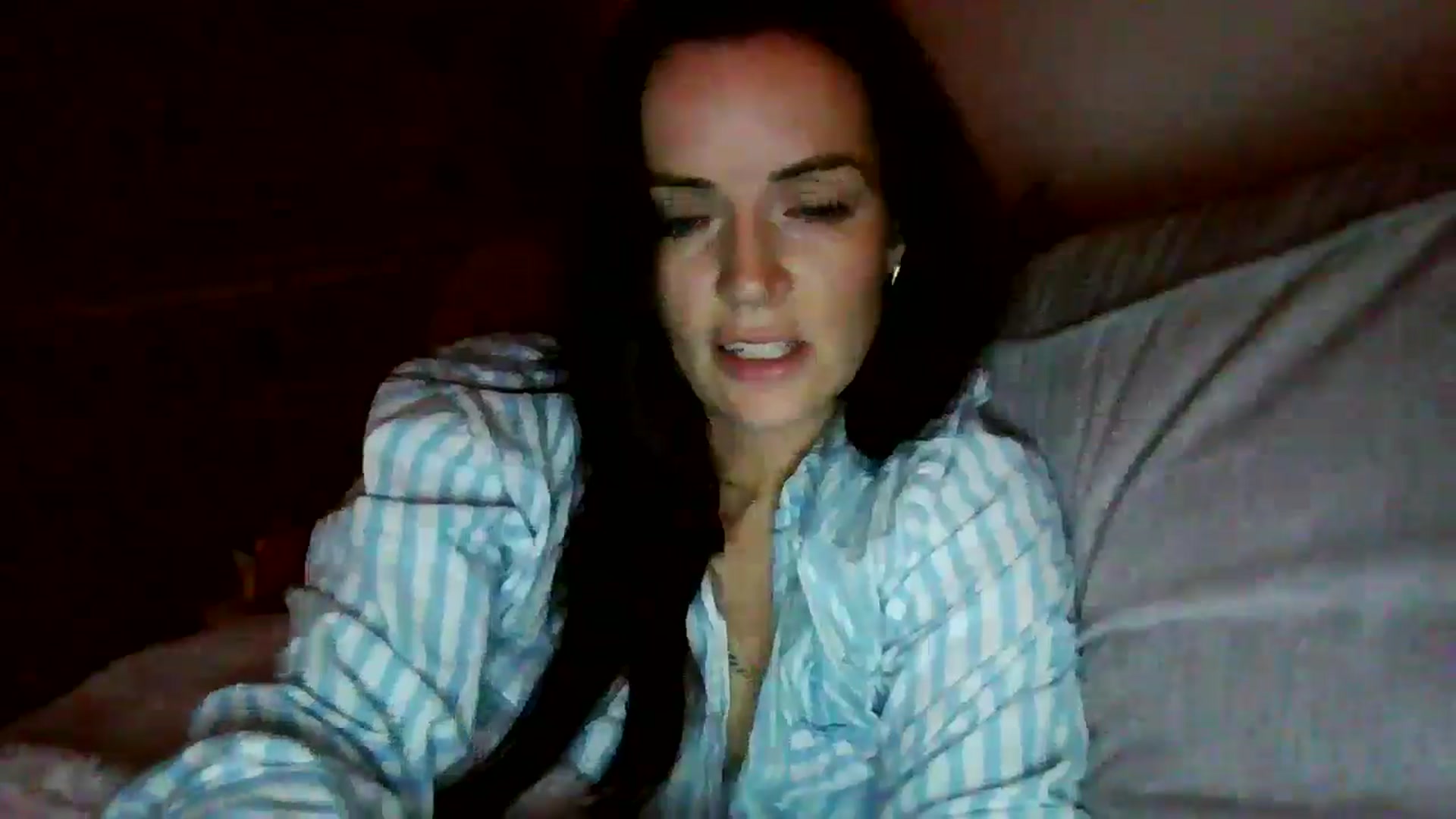 Gallery image thumbnail from British_chick's myfreecams stream on, 11/19/2024, 24:01 image 10 of 20