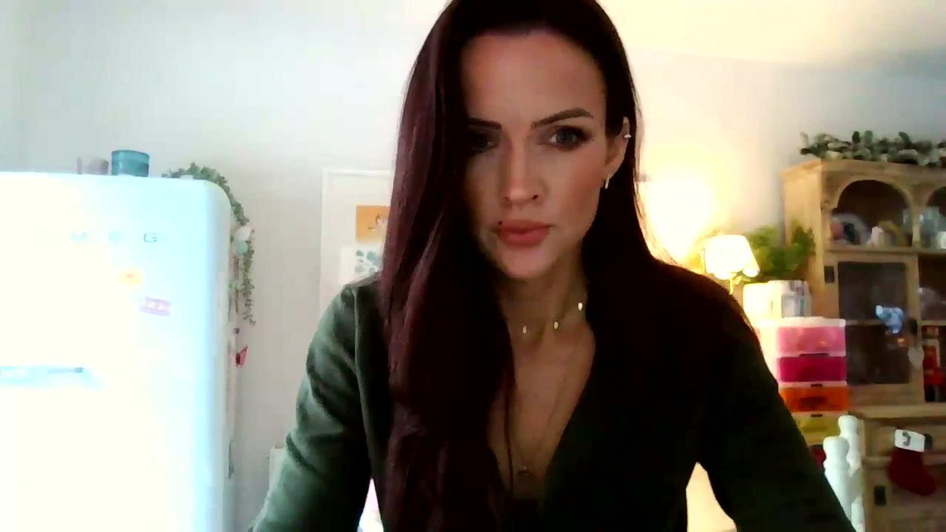Gallery image thumbnail from British_chick's myfreecams stream on, 11/19/2024, 12:06 image 8 of 20