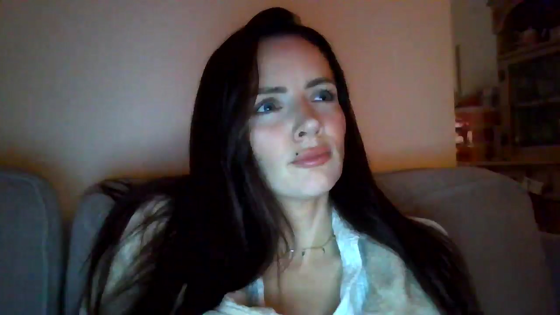 Gallery image thumbnail from British_chick's myfreecams stream on, 11/26/2024, 23:49 image 8 of 20
