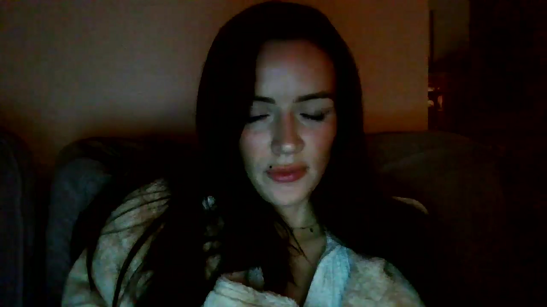Gallery image thumbnail from British_chick's myfreecams stream on, 11/26/2024, 23:49 image 10 of 20