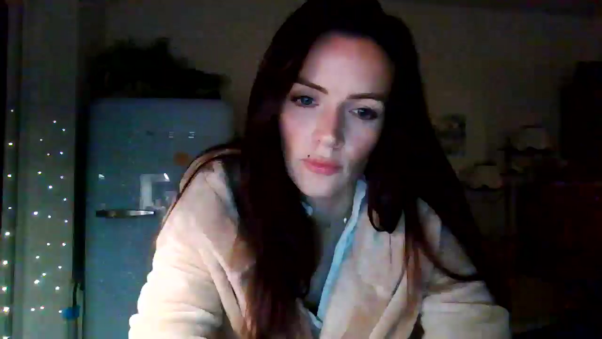 Gallery image thumbnail from British_chick's myfreecams stream on, 11/27/2024, 24:08 image 20 of 20
