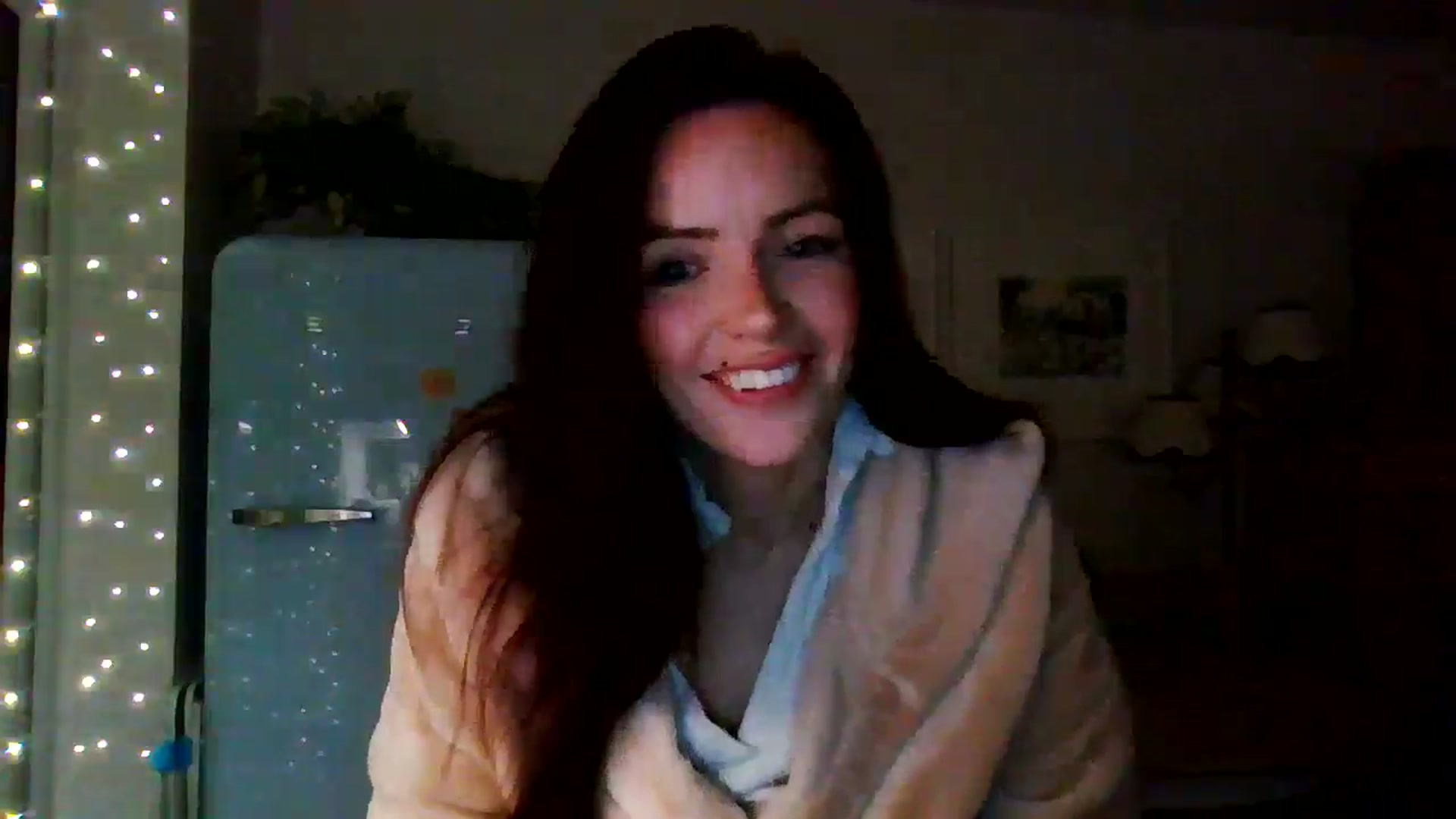 Gallery image thumbnail from British_chick's myfreecams stream on, 11/27/2024, 24:08 image 16 of 20