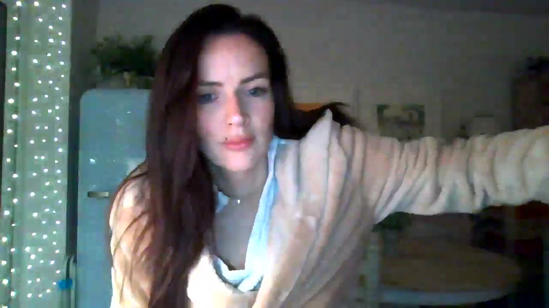 Gallery image thumbnail from British_chick's myfreecams stream on, 11/27/2024, 24:08 image 15 of 20