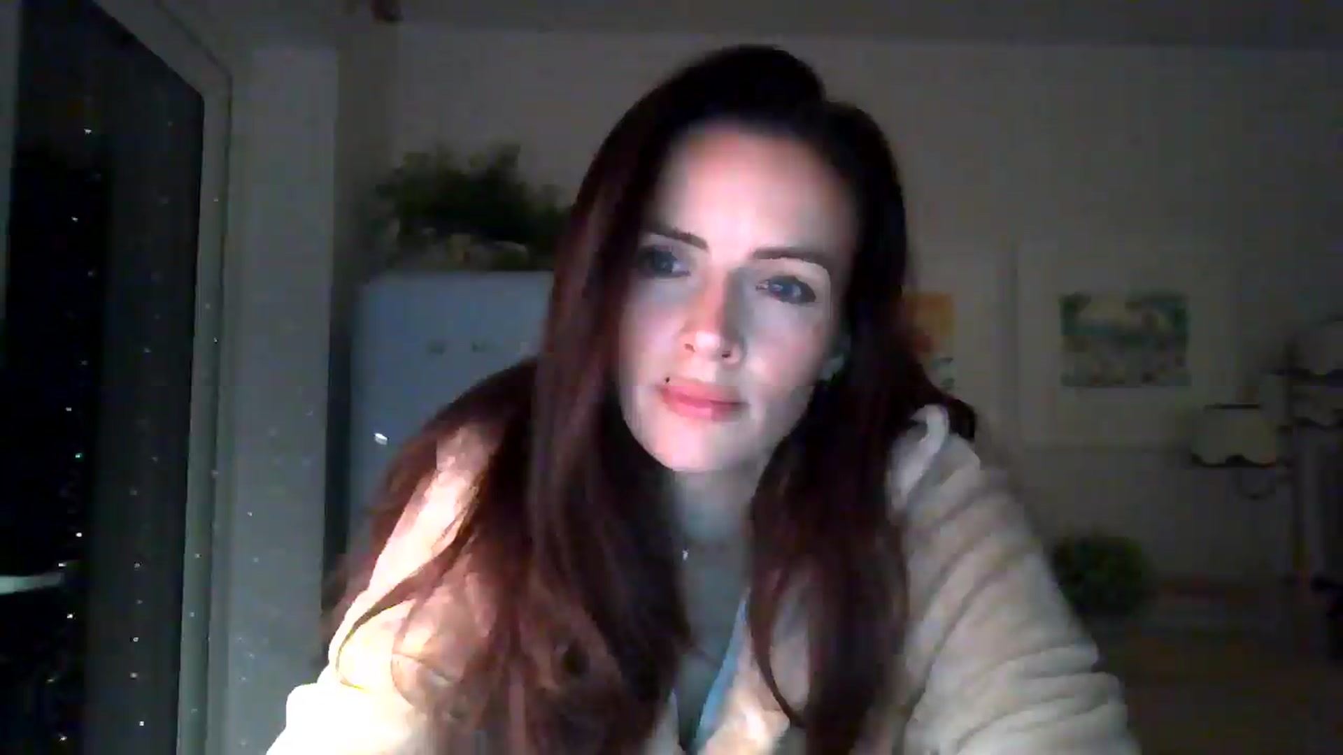 Gallery image thumbnail from British_chick's myfreecams stream on, 11/27/2024, 01:01 image 3 of 20