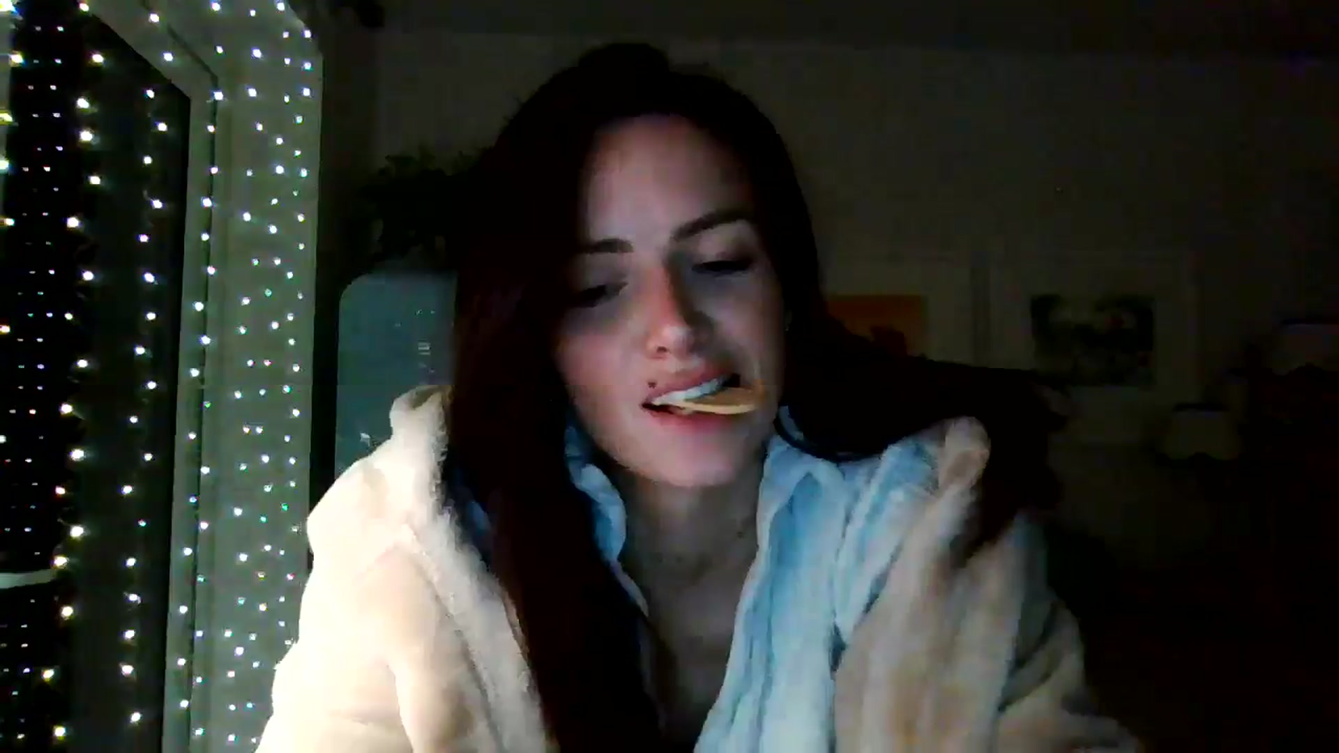 Gallery image thumbnail from British_chick's myfreecams stream on, 11/27/2024, 01:01 image 14 of 20