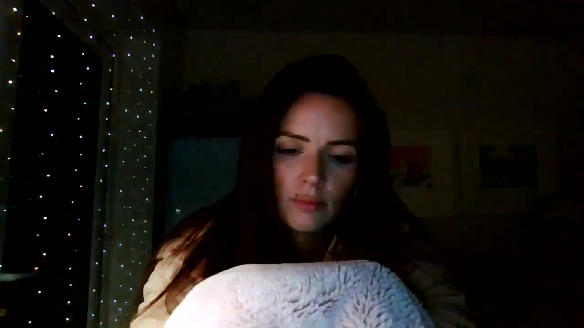 Gallery image thumbnail from British_chick's myfreecams stream on, 11/27/2024, 01:21 image 18 of 20