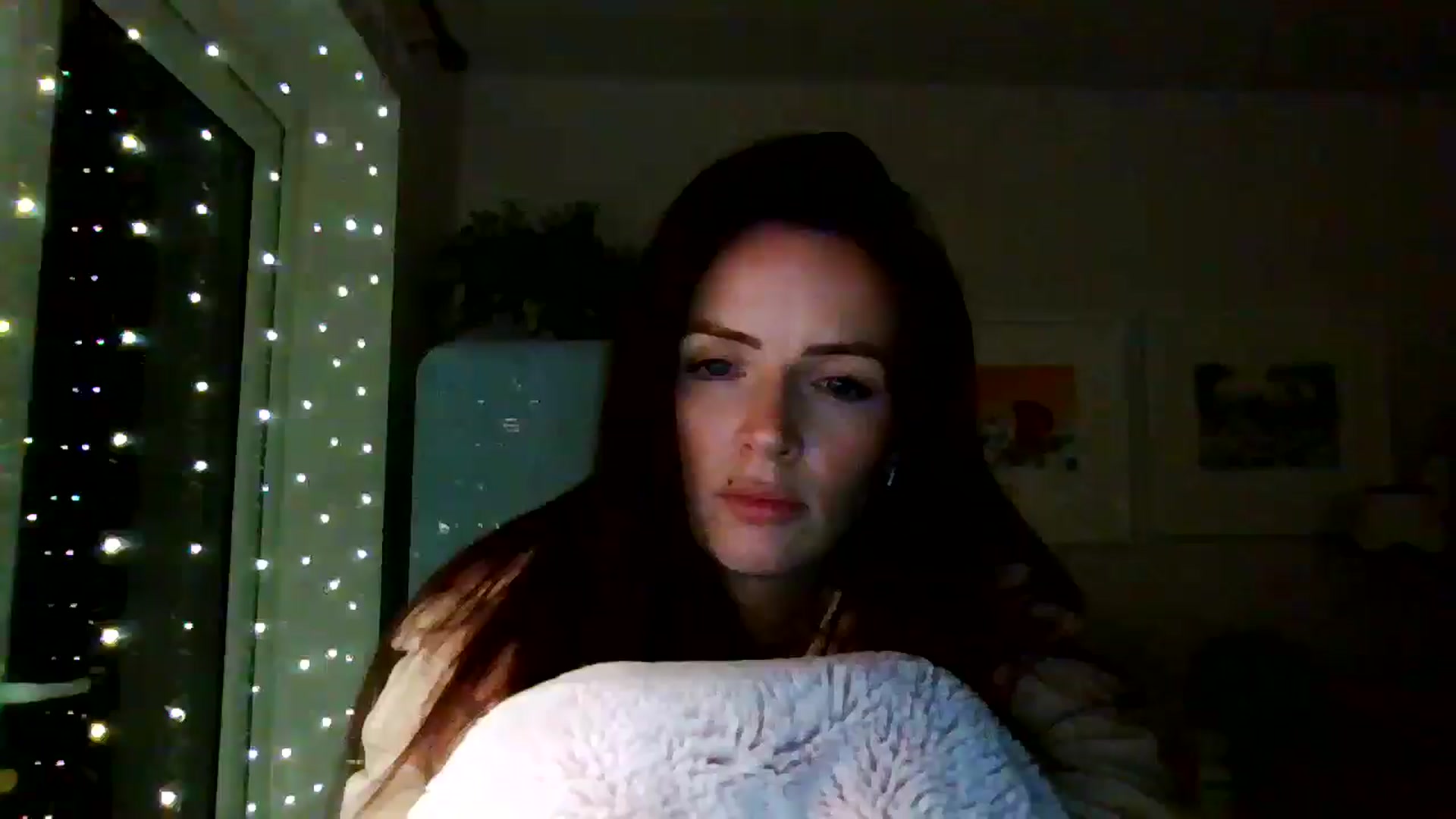 Gallery image thumbnail from British_chick's myfreecams stream on, 11/27/2024, 01:21 image 19 of 20