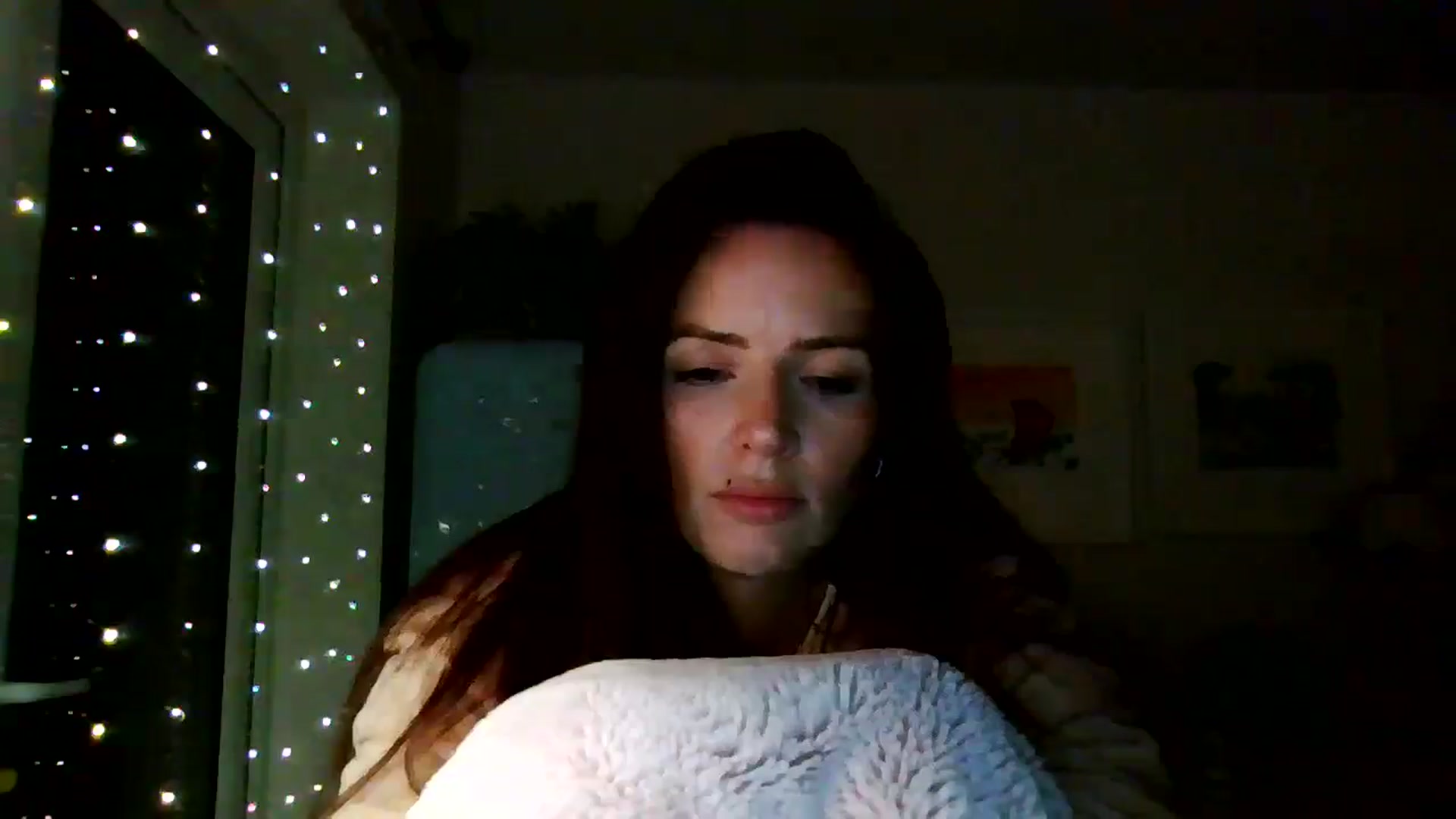 Gallery image thumbnail from British_chick's myfreecams stream on, 11/27/2024, 01:21 image 17 of 20