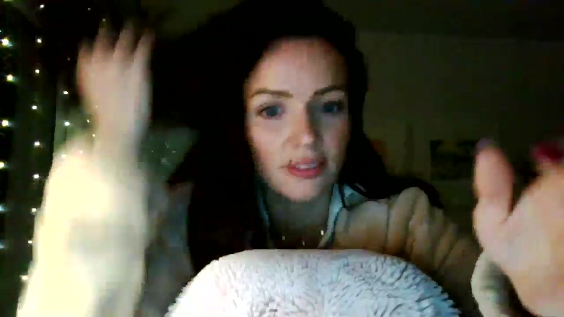Gallery image thumbnail from British_chick's myfreecams stream on, 11/27/2024, 01:21 image 6 of 20