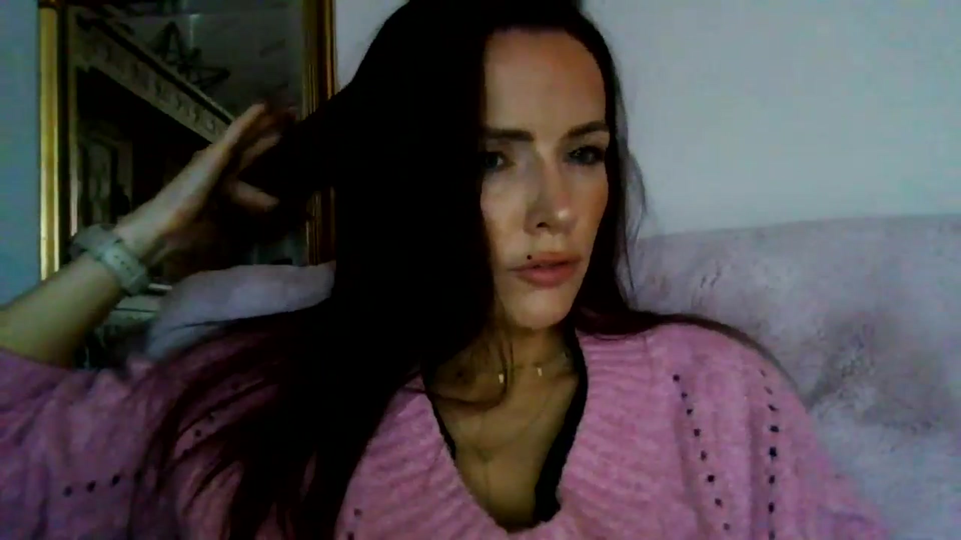 Gallery image thumbnail from British_chick's myfreecams stream on, 11/30/2024, 15:26 image 10 of 20