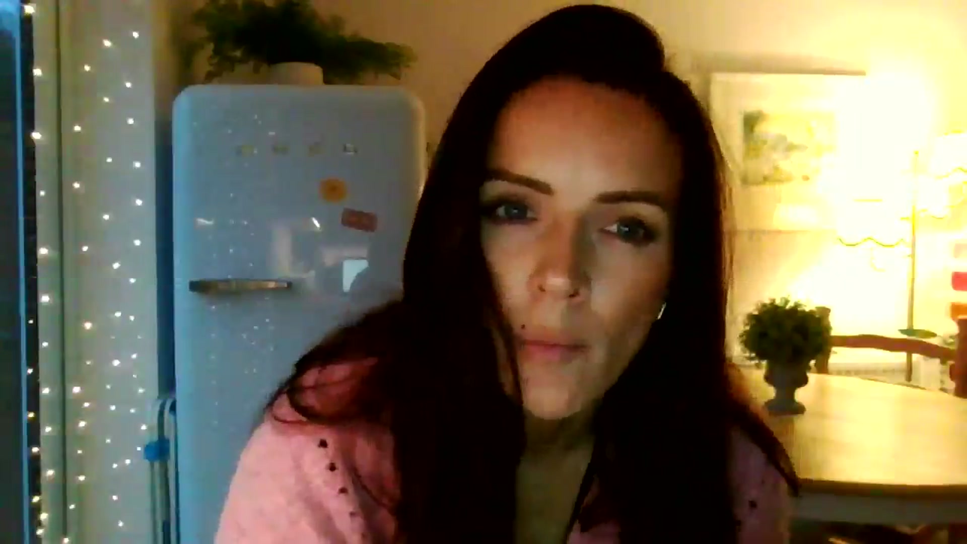 Gallery image thumbnail from British_chick's myfreecams stream on, 11/30/2024, 16:47 image 12 of 20