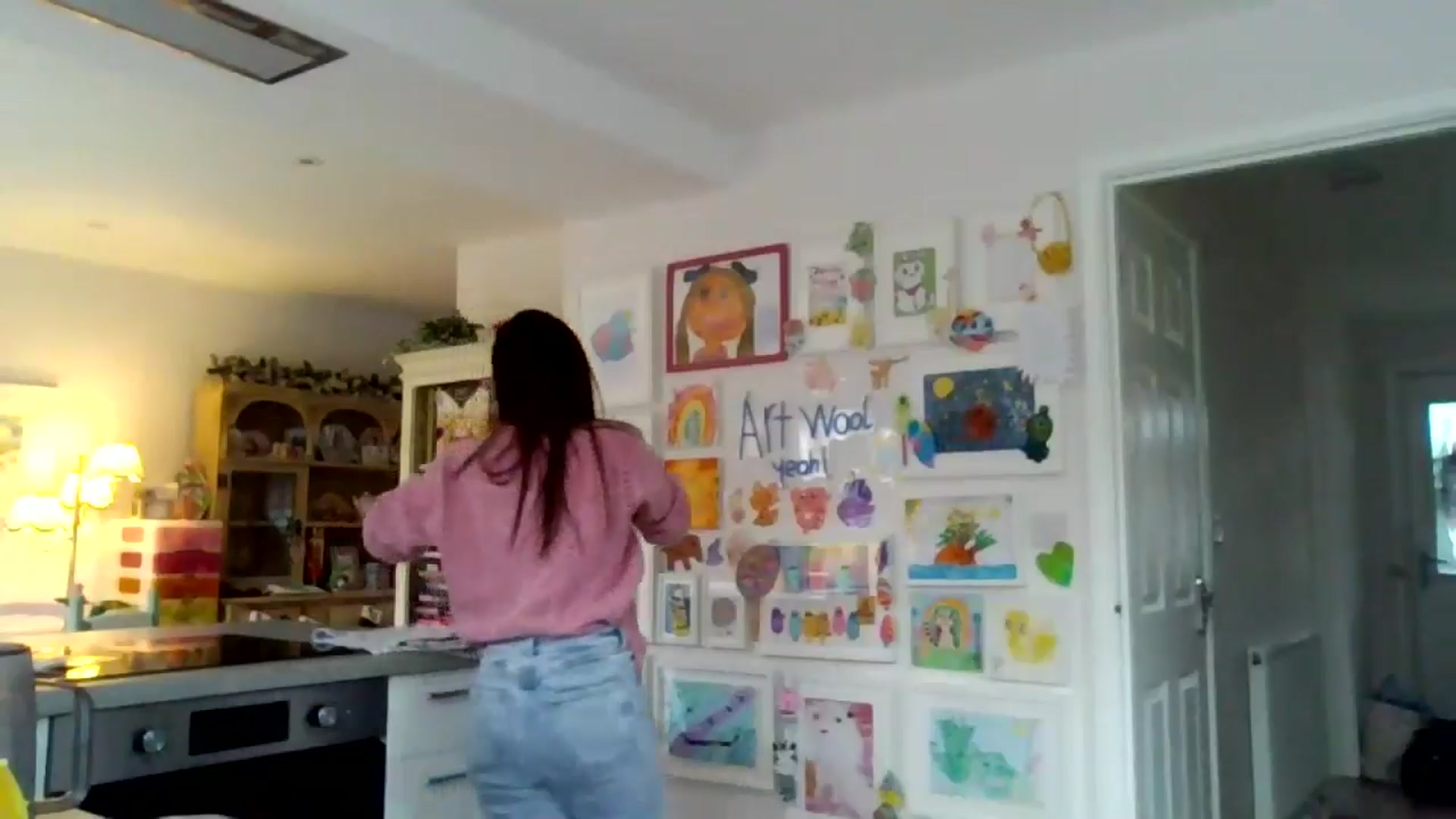 Gallery image thumbnail from British_chick's myfreecams stream on, 12/02/2024, 14:51 image 13 of 20