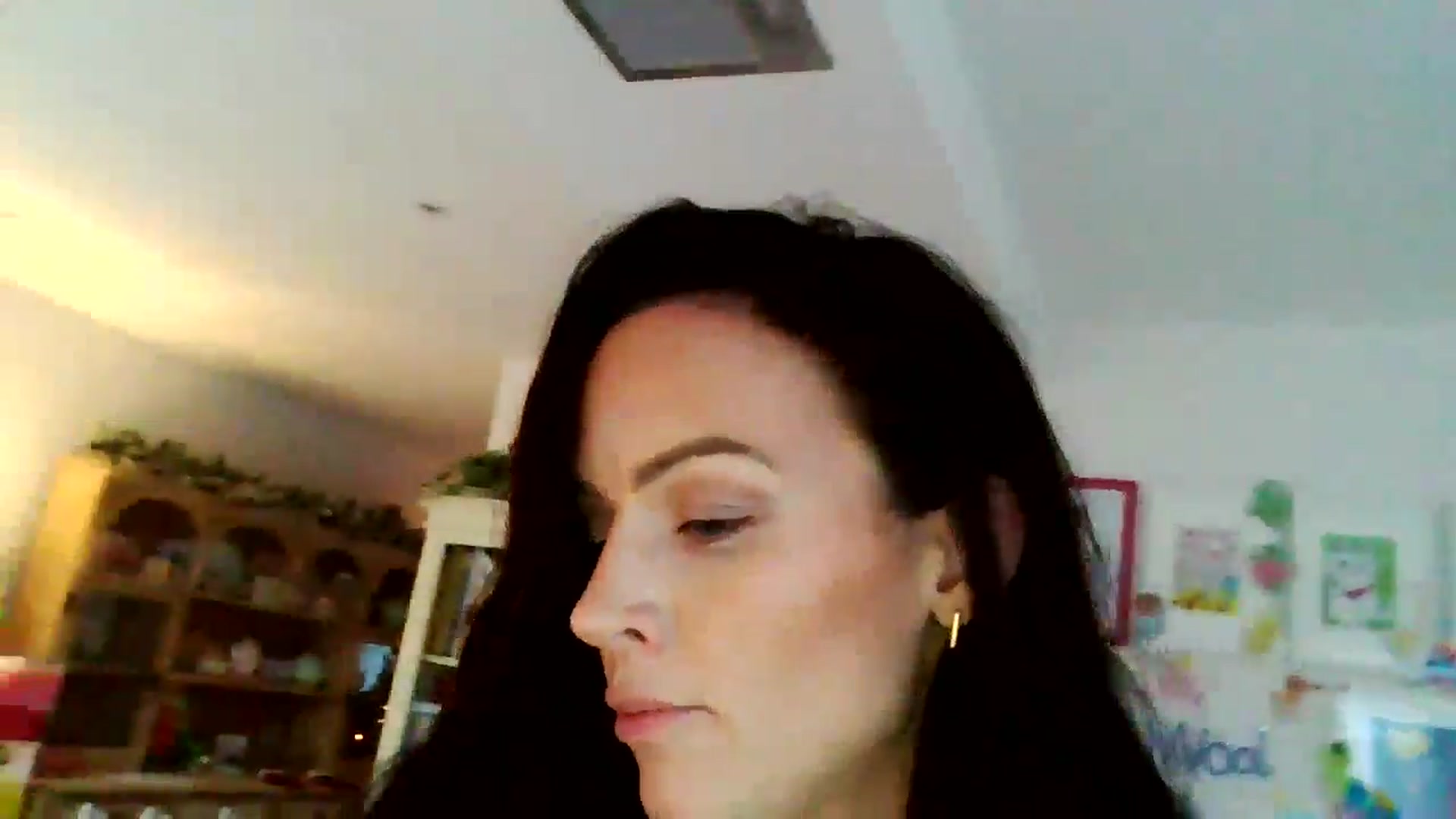 Gallery image thumbnail from British_chick's myfreecams stream on, 12/10/2024, 14:34 image 19 of 20