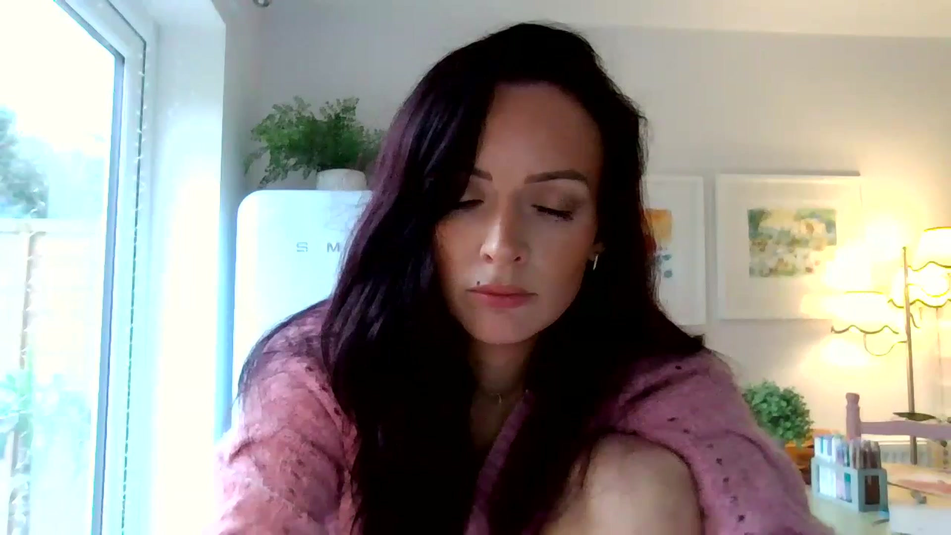 Gallery image thumbnail from British_chick's myfreecams stream on, 12/10/2024, 14:34 image 3 of 20
