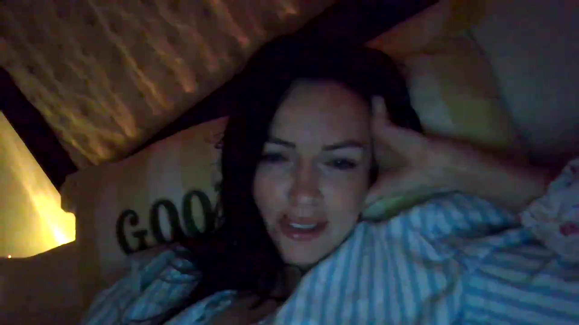 Gallery image thumbnail from British_chick's myfreecams stream on, 12/17/2024, 24:23 image 7 of 20