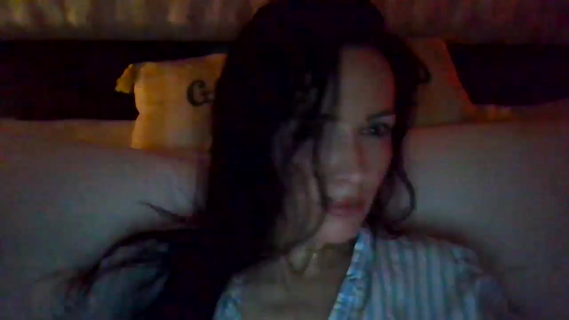 Gallery image thumbnail from British_chick's myfreecams stream on, 12/17/2024, 24:23 image 1 of 20
