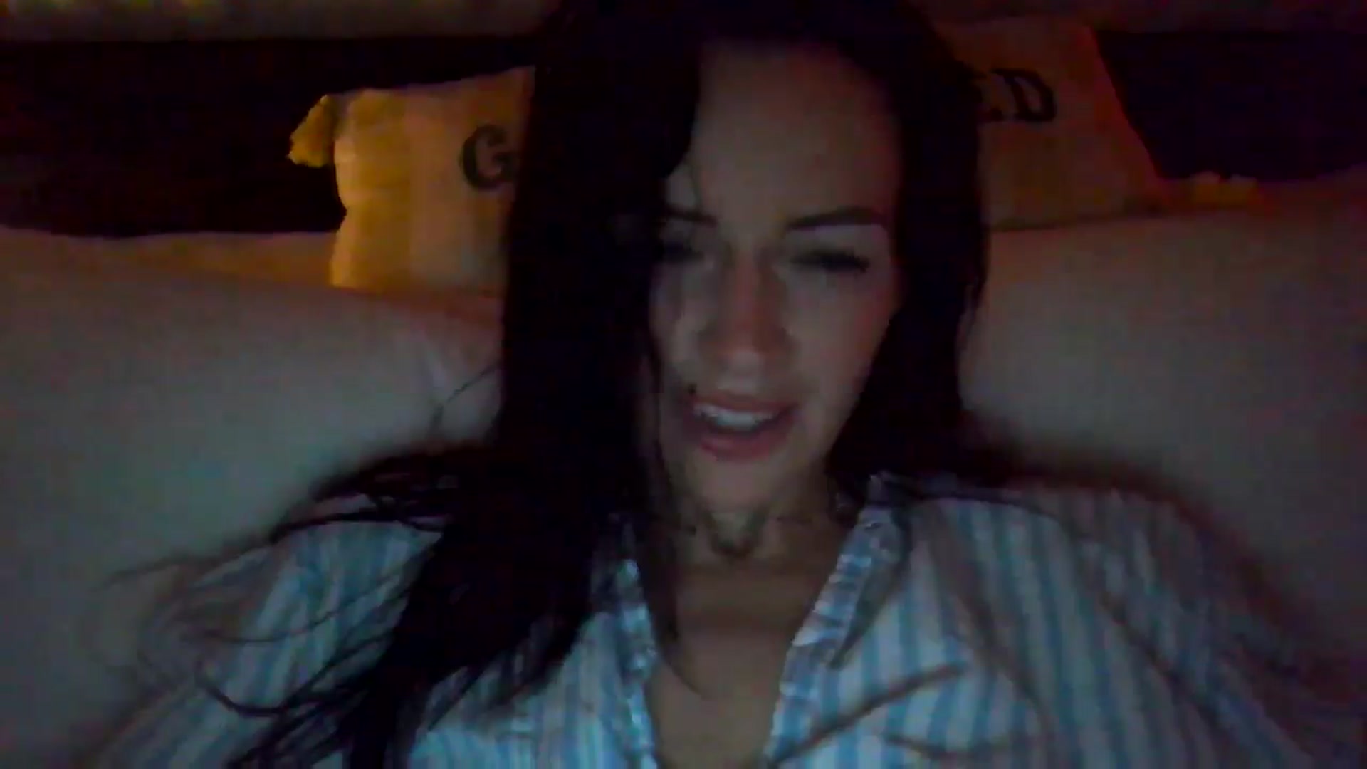 Gallery image thumbnail from British_chick's myfreecams stream on, 12/17/2024, 24:23 image 4 of 20