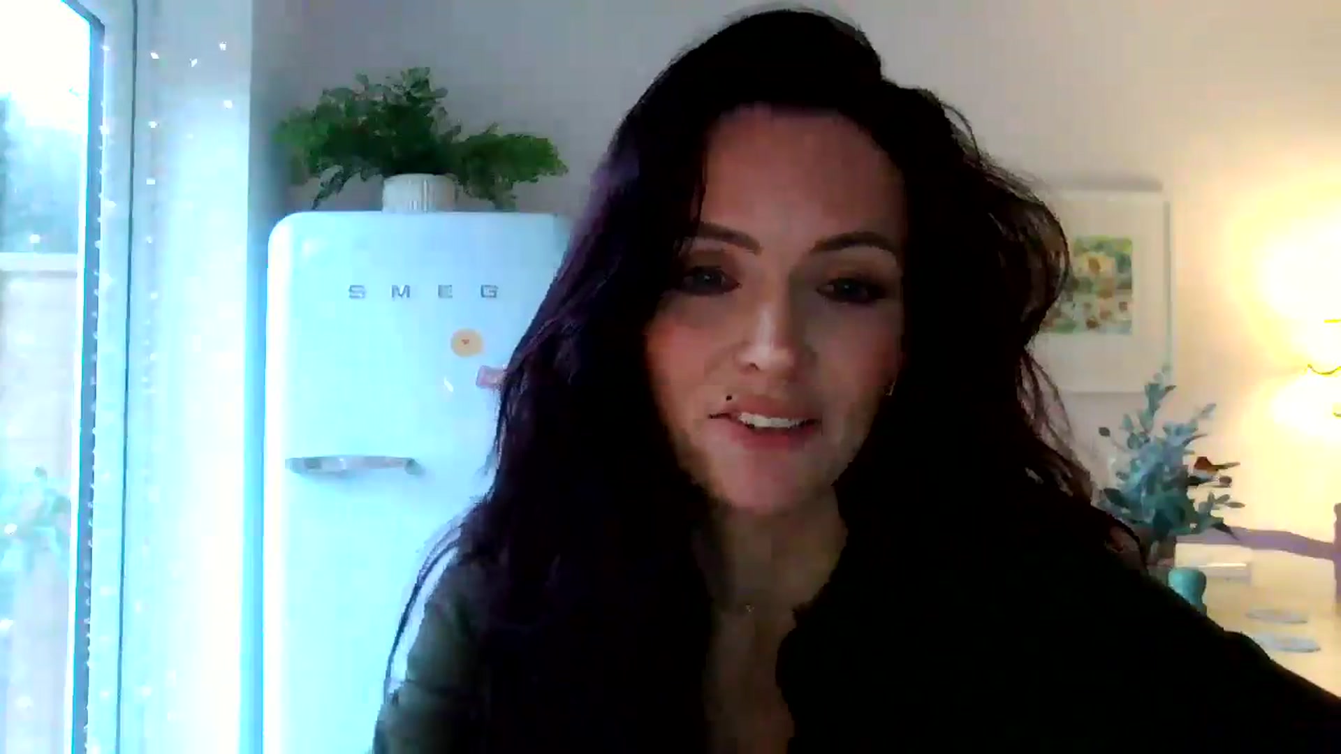 Gallery image thumbnail from British_chick's myfreecams stream on, 12/17/2024, 13:04 image 20 of 20