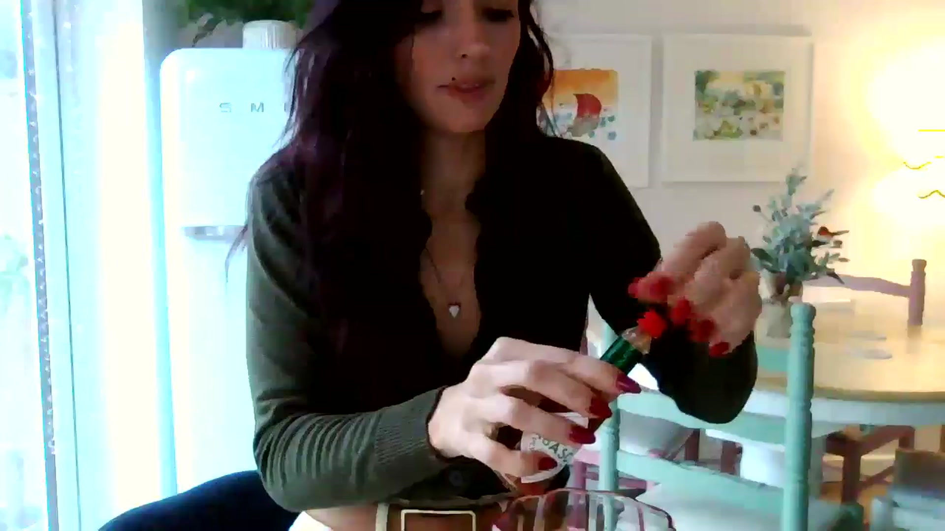 Gallery image thumbnail from British_chick's myfreecams stream on, 12/17/2024, 13:04 image 12 of 20