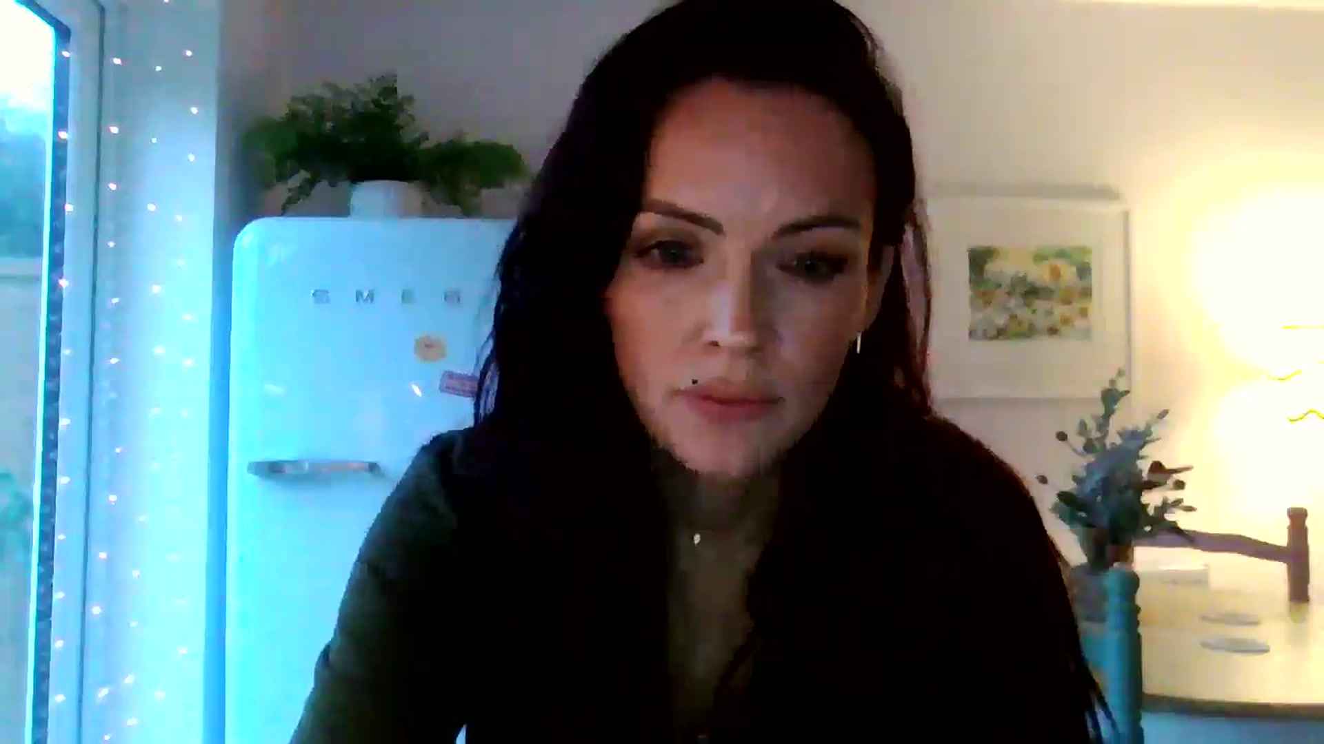 Gallery image thumbnail from British_chick's myfreecams stream on, 12/17/2024, 16:24 image 15 of 20