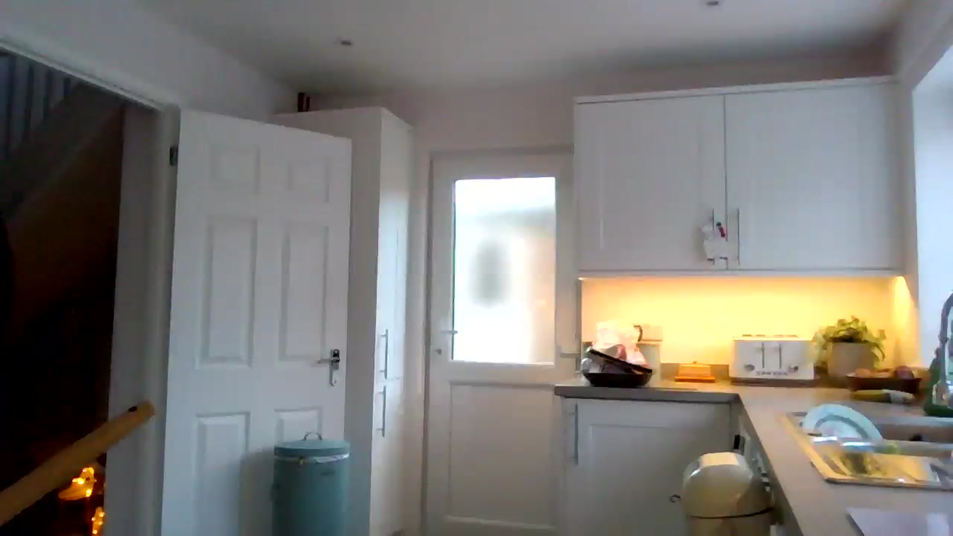 Gallery image thumbnail from British_chick's myfreecams stream on, 12/17/2024, 16:24 image 10 of 20