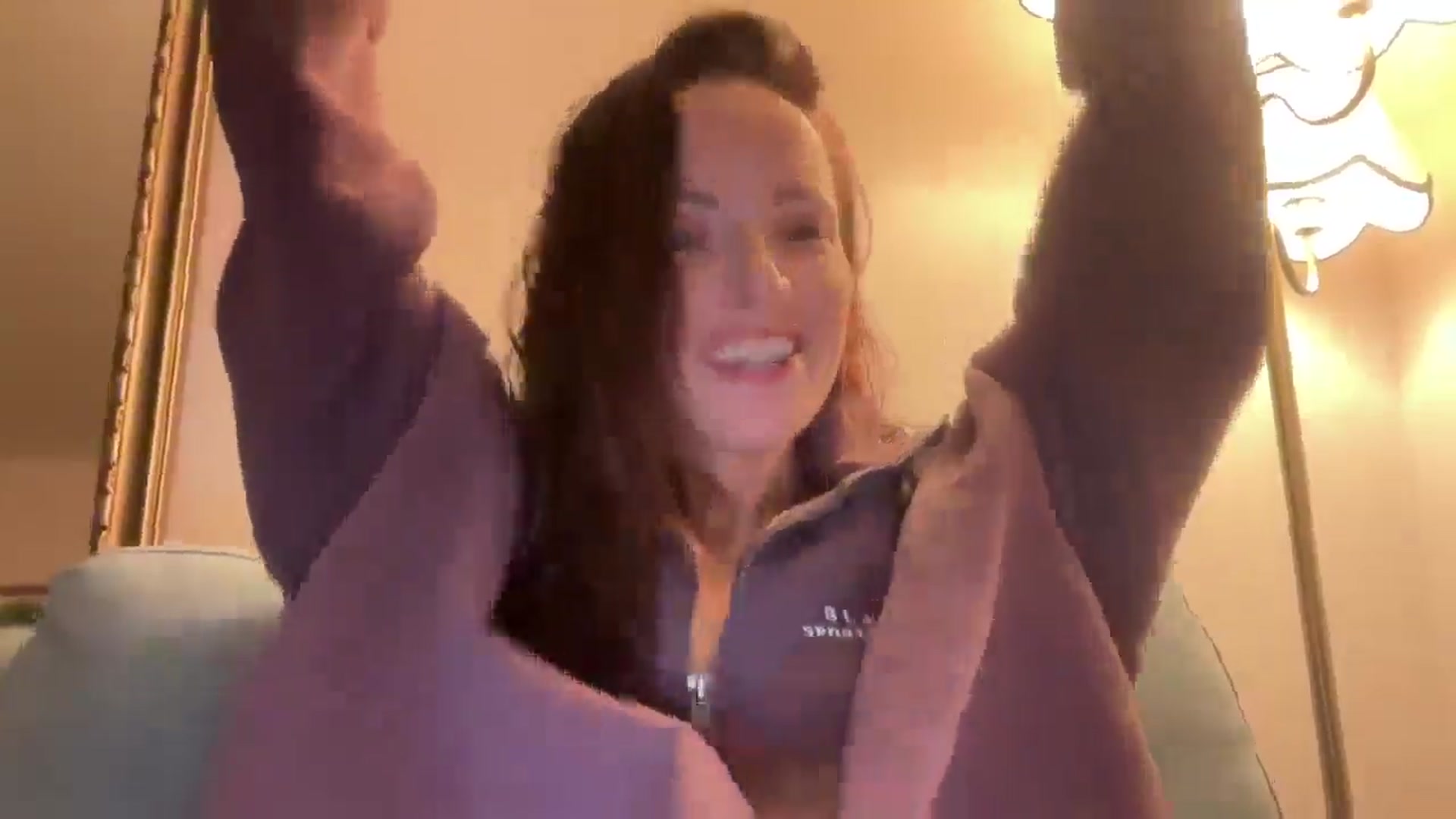 Gallery image thumbnail from British_chick's myfreecams stream on, 01/10/2025, 24:03 image 3 of 20