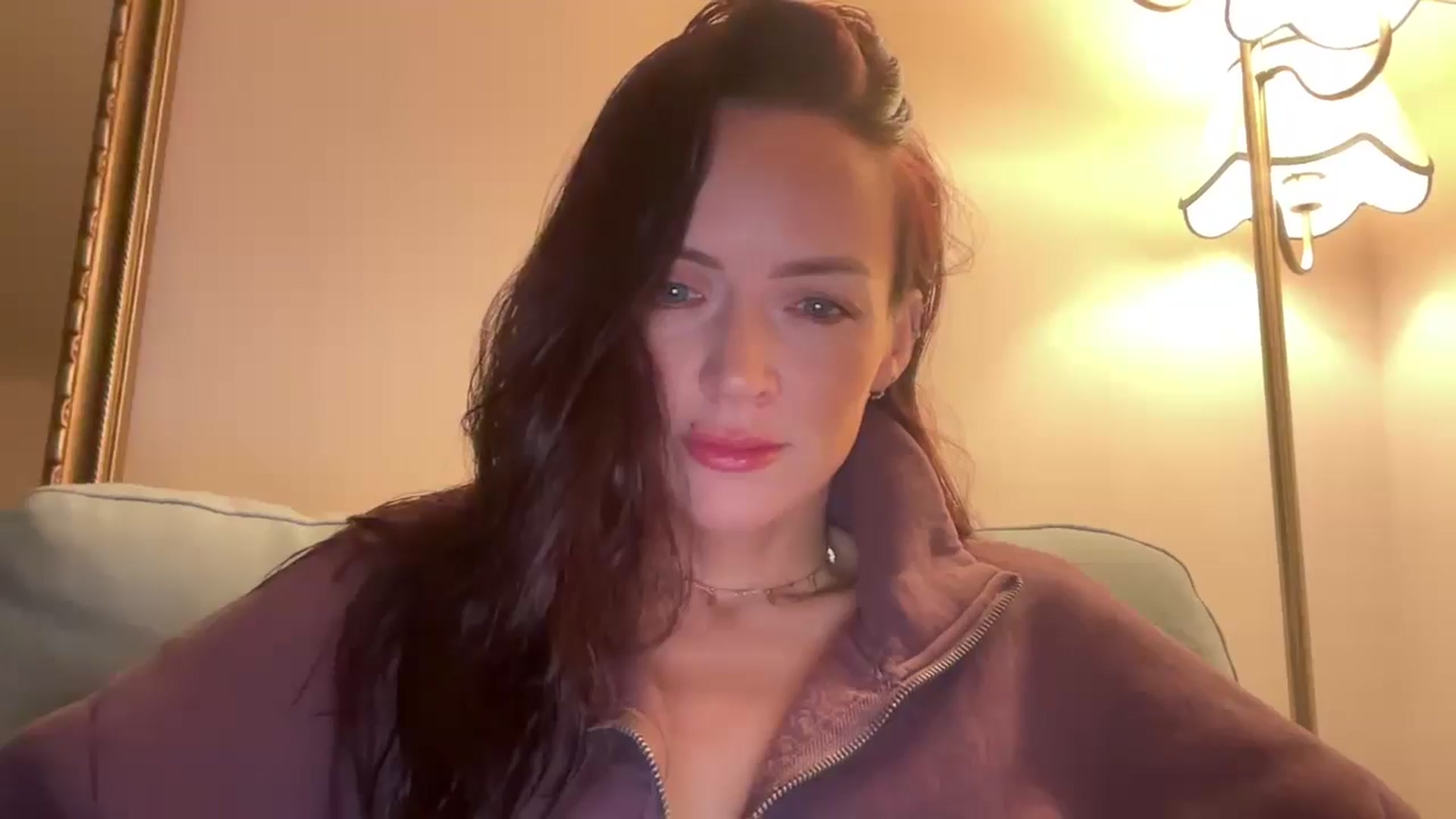 Gallery image thumbnail from British_chick's myfreecams stream on, 01/10/2025, 24:03 image 6 of 20