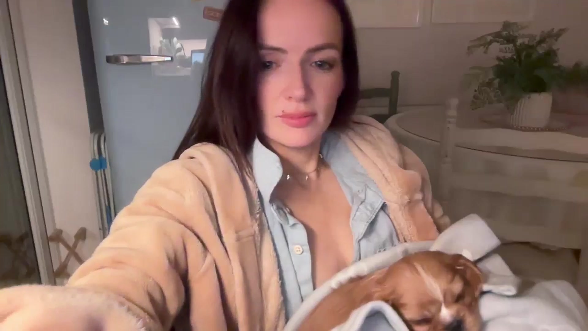 Gallery image thumbnail from British_chick's myfreecams stream on, 01/10/2025, 22:43 image 5 of 20