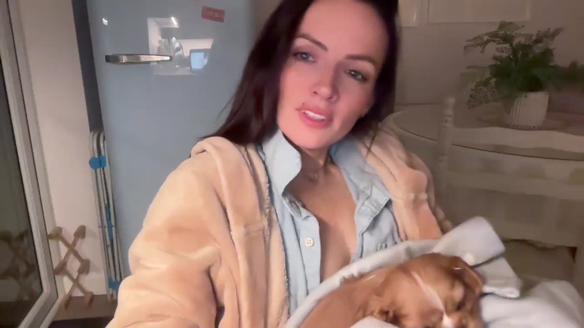 Gallery image thumbnail from British_chick's myfreecams stream on, 01/10/2025, 22:43 image 6 of 20