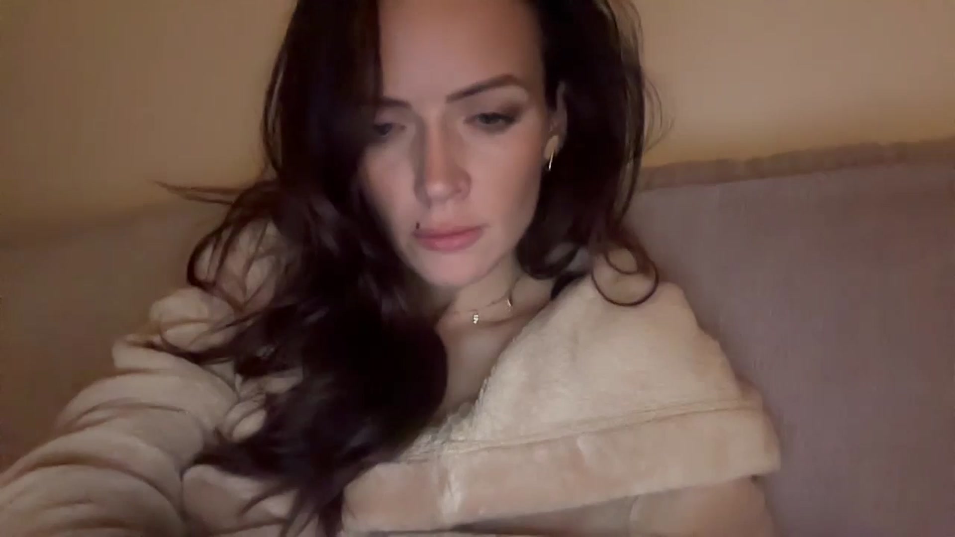 Gallery image thumbnail from British_chick's myfreecams stream on, 01/14/2025, 23:16 image 12 of 20
