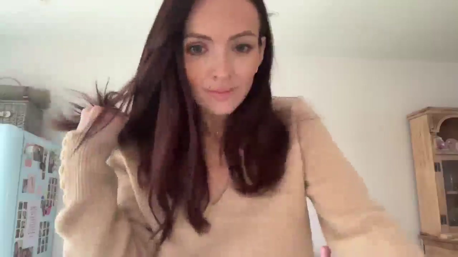 Gallery image thumbnail from British_chick's myfreecams stream on, 01/15/2025, 11:09 image 19 of 20