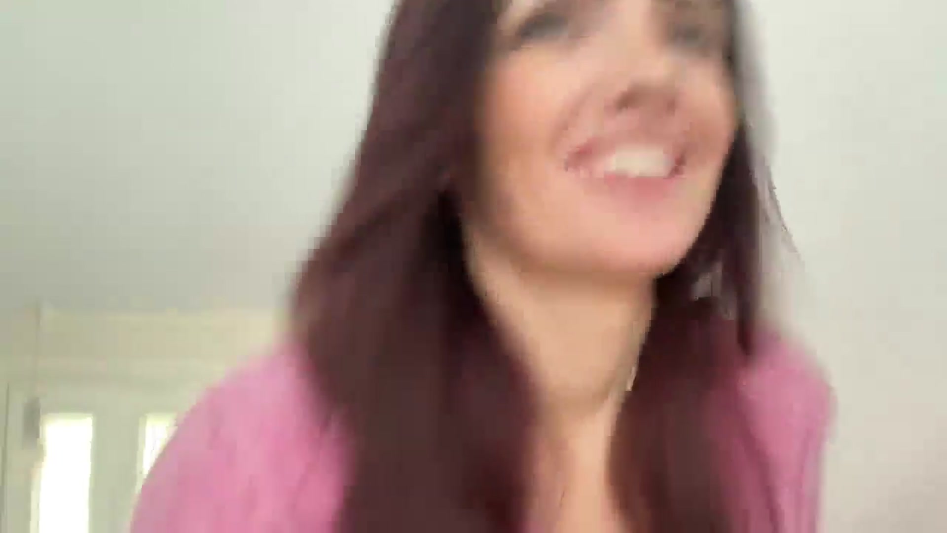 Gallery image thumbnail from British_chick's myfreecams stream on, 01/22/2025, 10:43 image 3 of 20